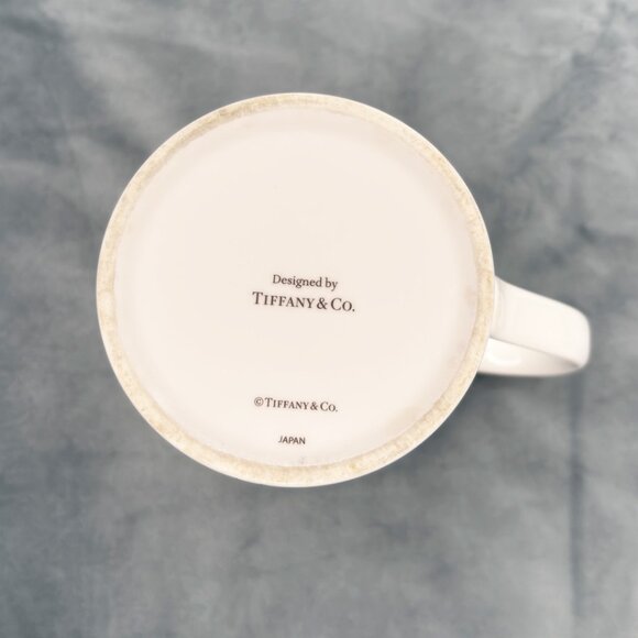 Rare Tiffany & Co Bone China Coffee Mug with World Map Motif - Picture 4 of 5